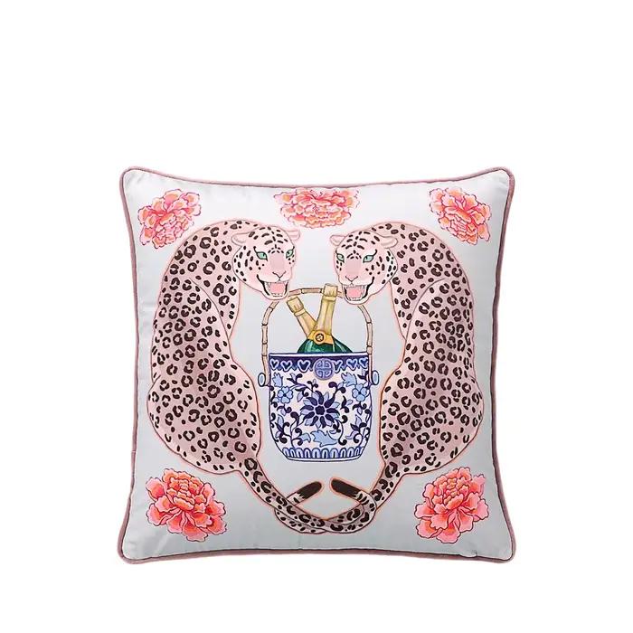 Housse de coussin Tigre inspirée de la chinoiserie preppy, motif guépard avec pot à gingembre, taie 