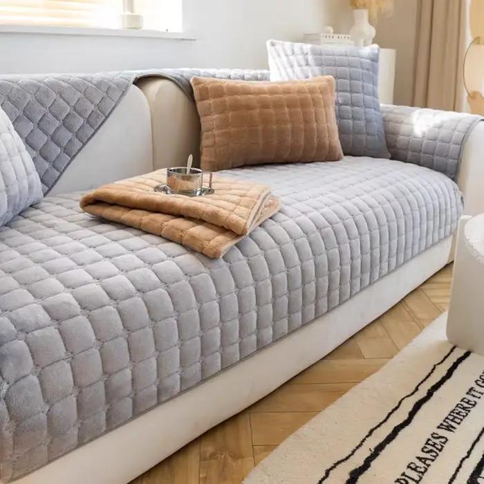 Coussin de canapé en velours épais et chaud, housse de canapé antidérapante, quatre saisons, univers