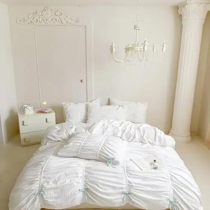 Ensemble de housse de couette blanche plissée à volants