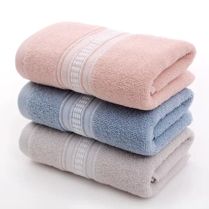 Serviettes de bain éponge pour salle de bain