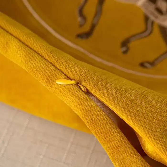 Housse de coussin brodée à la main américaine