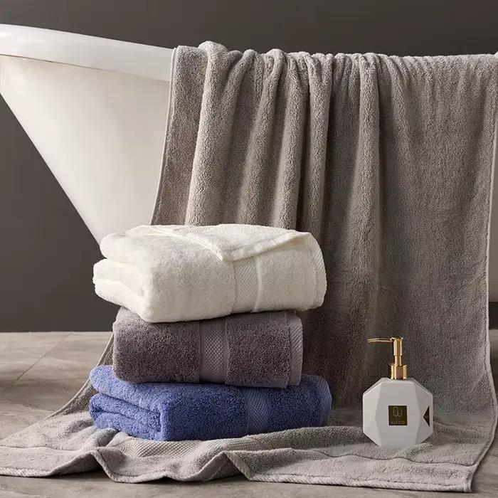 Serviette de bain en coton égyptien 800g