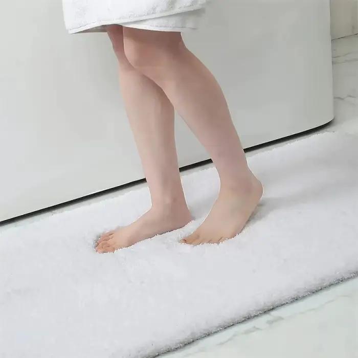 Tapis de salle de bain simples et luxueux