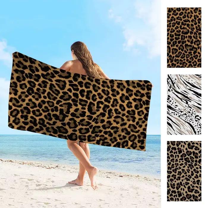 Serviette de plage et de bain à imprimé léopard