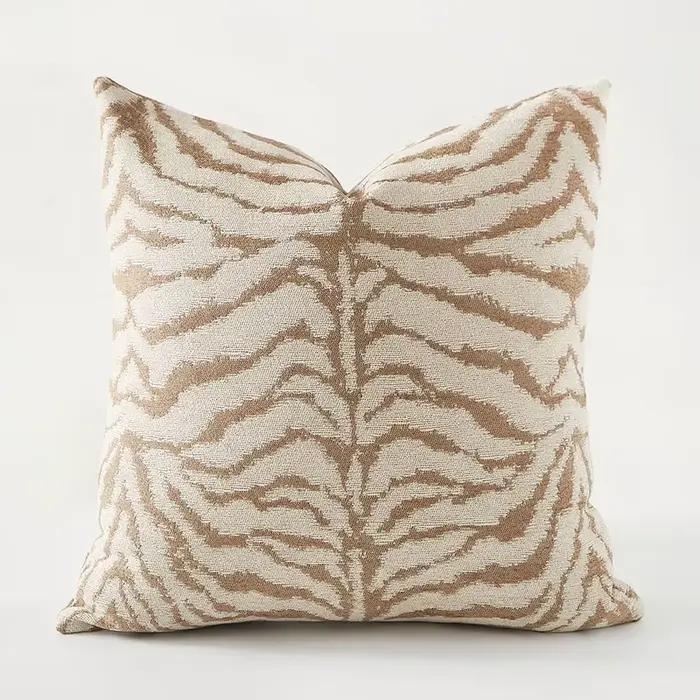 Housse de coussin Jacquard marron kaki