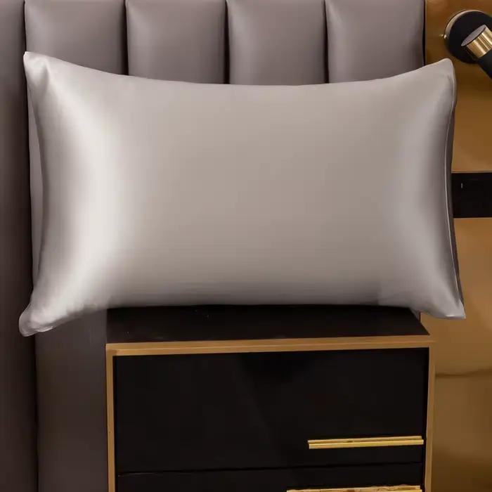 Taie d'oreiller décorative de luxe solide