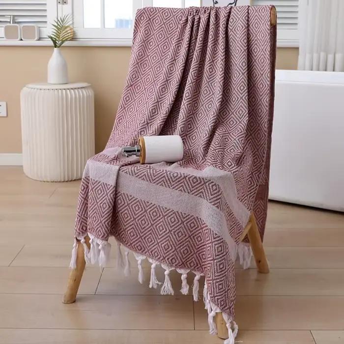 Serviette de bain douce en coton tissé