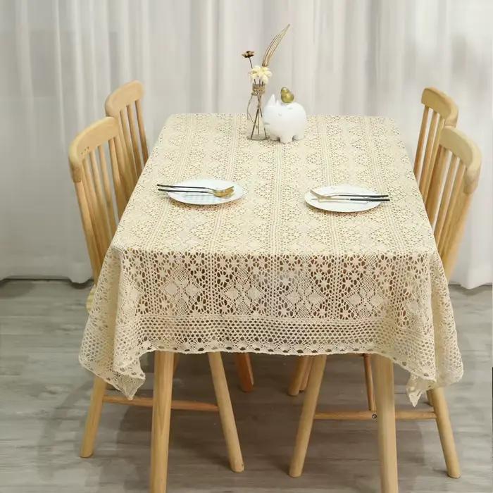 Nappe blanche élégante au Crochet frais