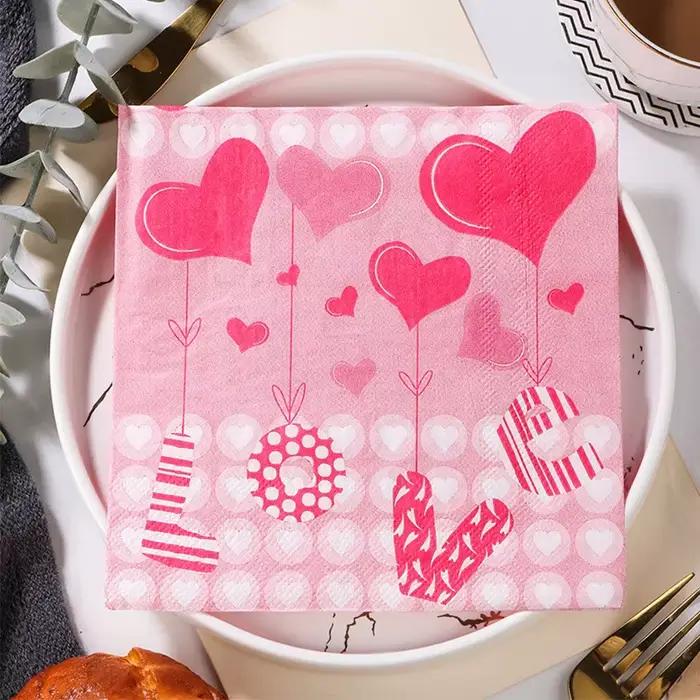 Lot de 20 serviettes en papier jetables imprimées Cœur et Rose pour la décoration de mariage et de fête DIY