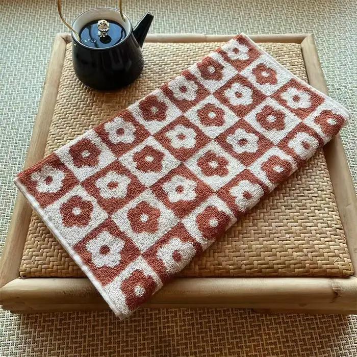 Serviette en coton à fleurs à carreaux pour adultes et enfants