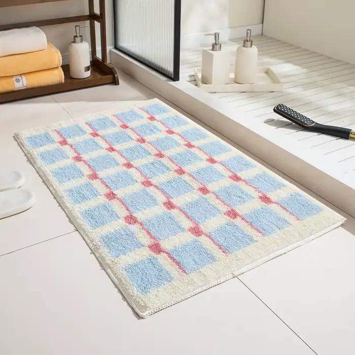 Tapis VIKAMA à carreaux bleus