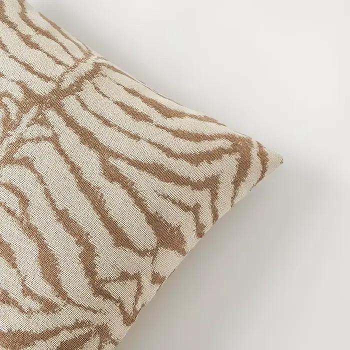 Housse de coussin Jacquard marron kaki