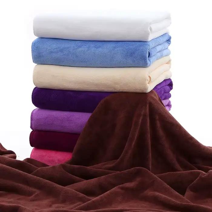 Serviette de bain pour salon de beauté