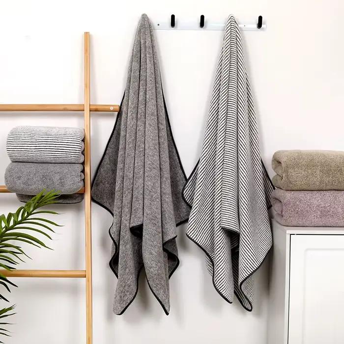 Serviette de bain en fibre de charbon de bambou pour homme
