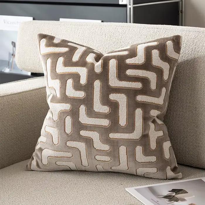 Housse de coussin en chenille jacquard moderne