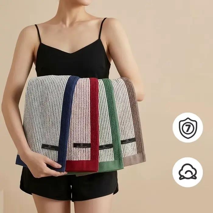 Serviette de Bain Rayée en Coton de Haute Qualité 7A