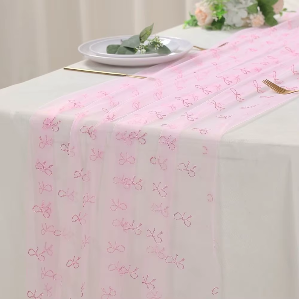 Décoration de fête : Chemin de table en tulle transparent rose avec nœud, doux et romantique, pour u