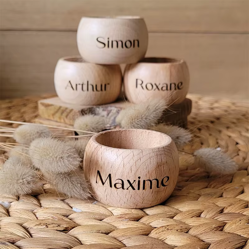 Anneau de serviette en bois personnalisé, rustique, pour mariage, Noël, baptême, garçon, fille, 1ère
