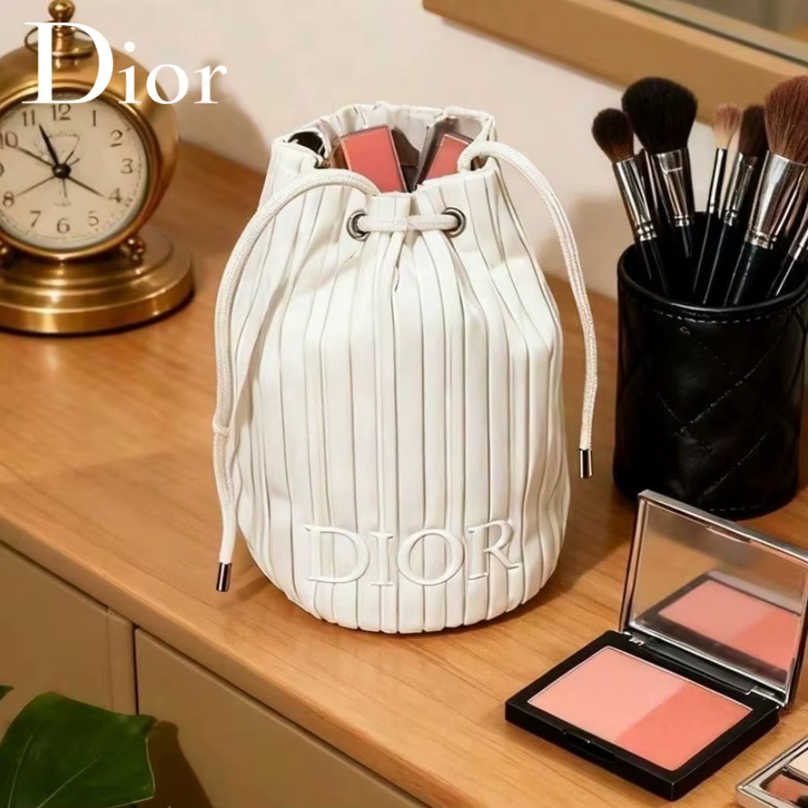 Sac Christian Dior Dior's Bag, pochette cosmétique minimaliste à rayures blanches avec cordon de ser