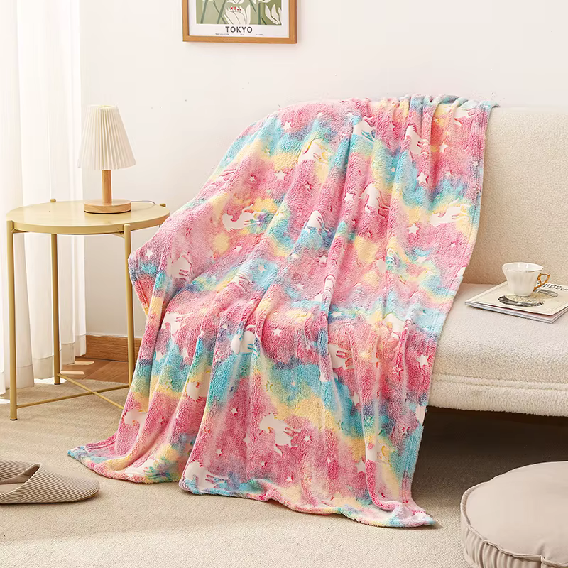 Couverture licorne qui brille dans la nuit, cadeau d'anniversaire pour enfant, décoration de chambre
