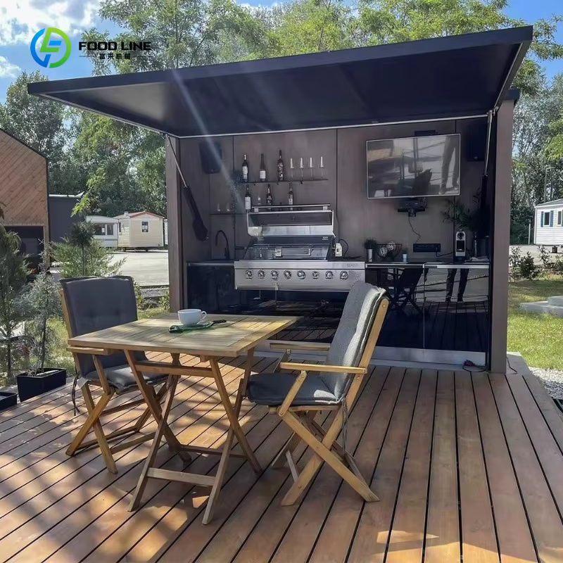 Cuisine extérieure haut de gamme personnalisée, station de cuisson préfabriquée en forme de capsule 