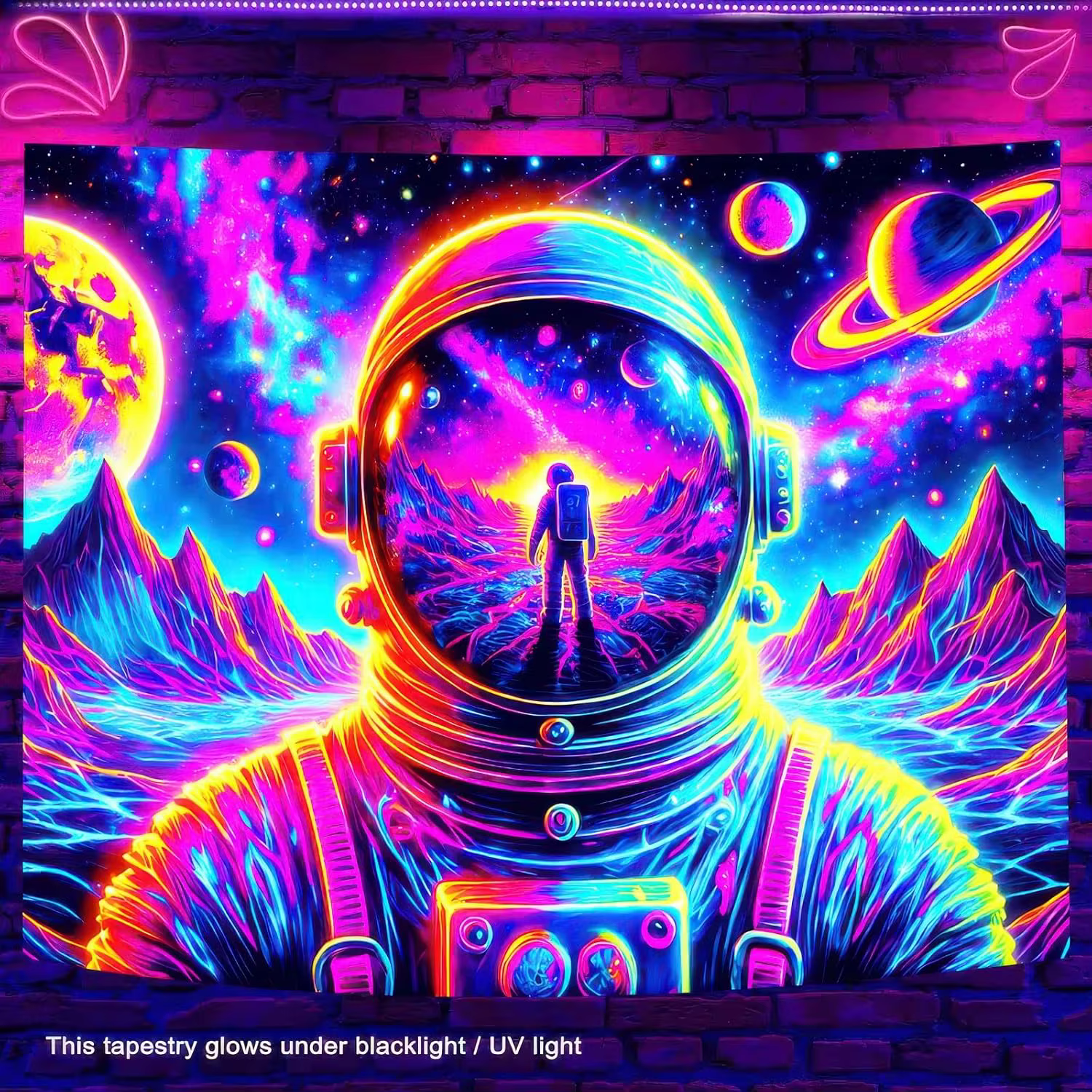 Tapisserie murale Astronaute Galaxie Néon, Art Mural Luminescent sous Lumière Noire et Réactif aux U