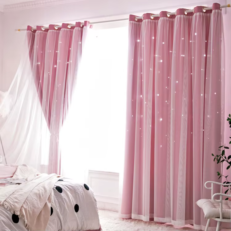 Rideau occultant double couche pour chambre d'enfant avec motif étoiles ajourées