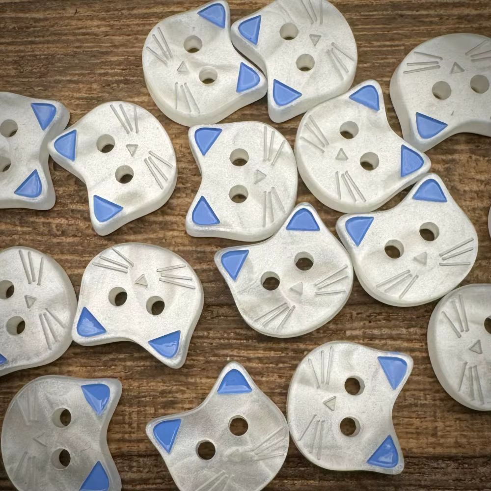 Boutons chat mignon 12mm, 10 pièces, petite tête de chaton, résine blanche, boutons à 2 trous, acces