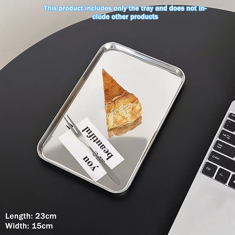 Plat à gâteau élégant en acier inoxydable avec un design nordique pour une utilisation en cuisine