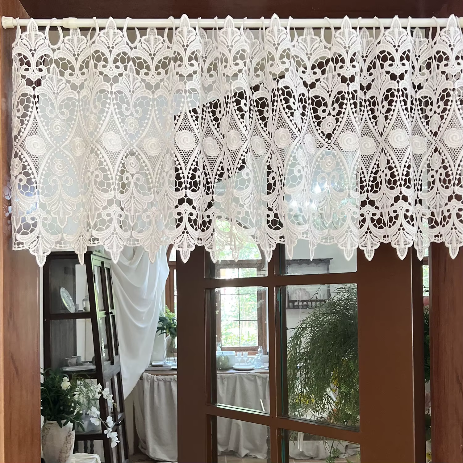 Rideau court blanc romantique à broderie florale ajourée exquise pour cuisine, chambre, armoire, déc