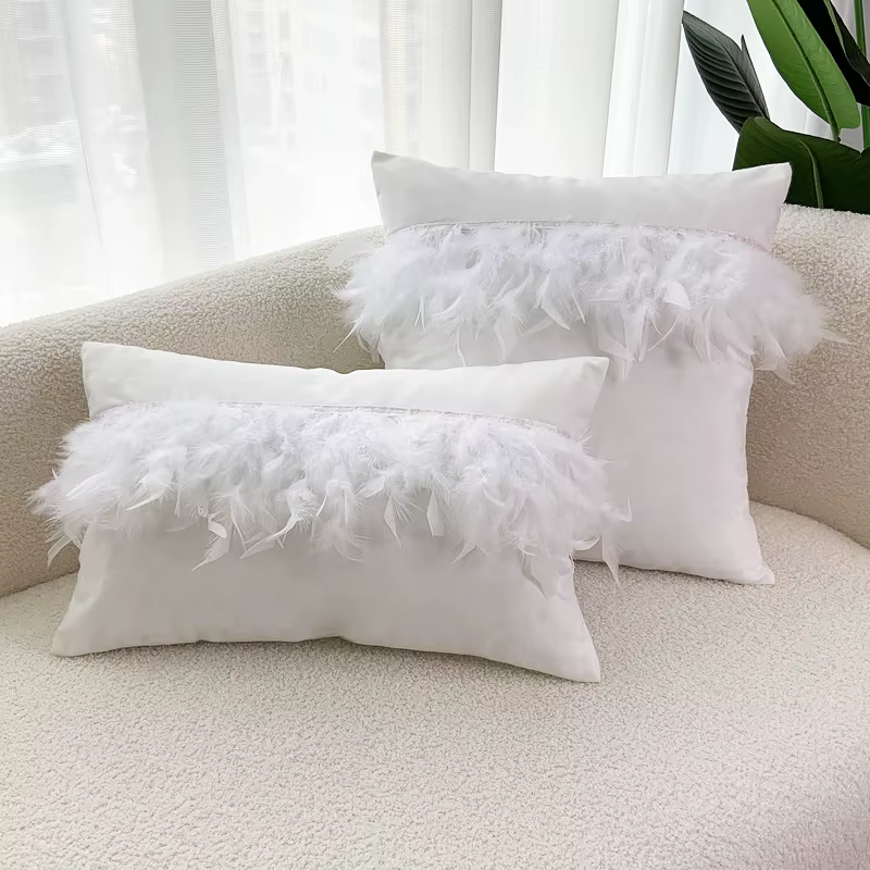 Juste de coussin en velours avec pompon, taie d'oreiller décorative, patchwork de plumes, décoration