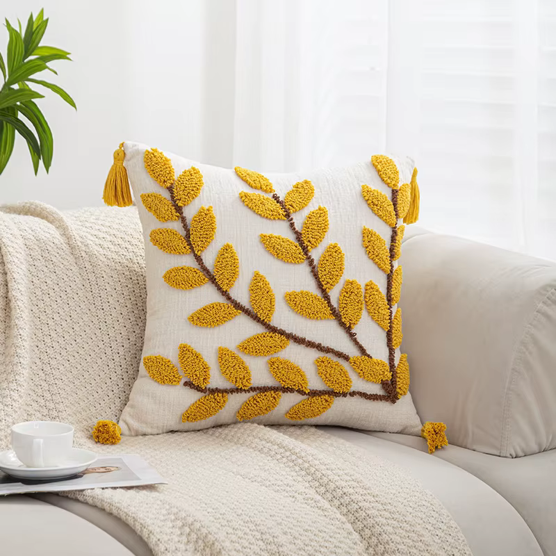 Housse de coussin en chenille bohème 45x45cm, motif de feuilles brodées, design touffeté avec des gl