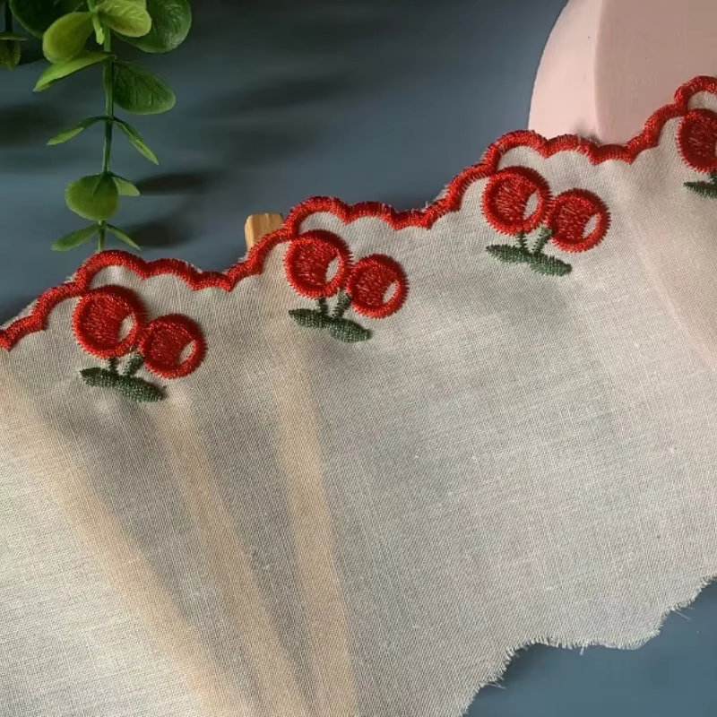 Garniture en dentelle brodée de fraises cerises, 13 mètres/lot de vêtements pour enfants, accessoire