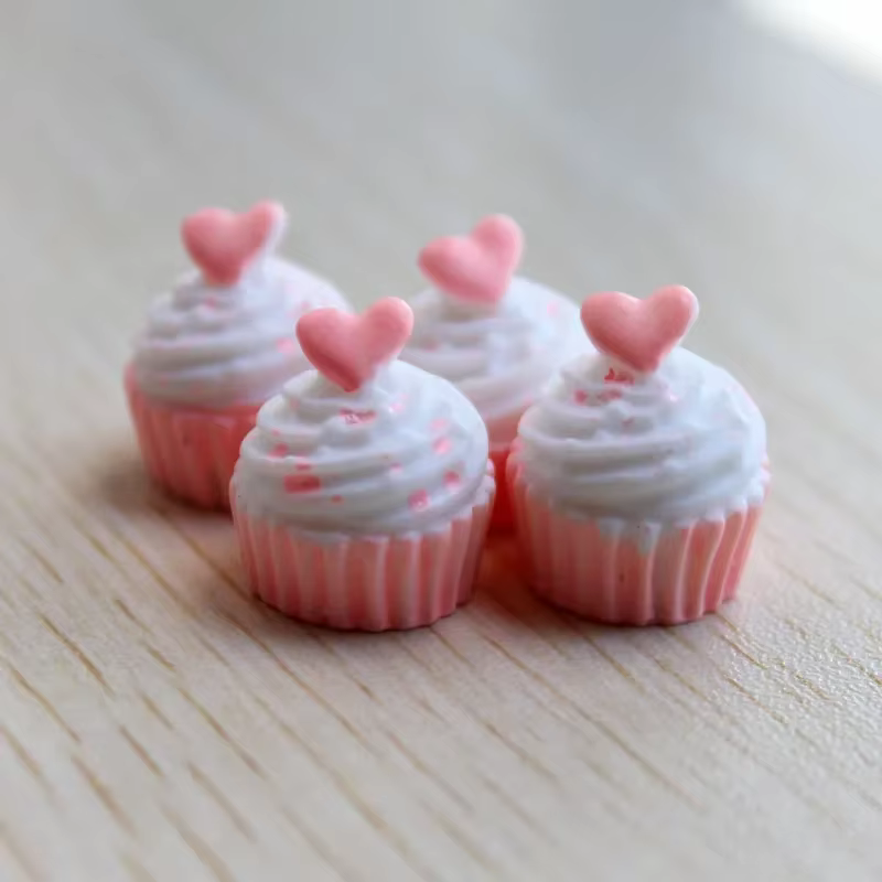 Lot de 4 mini-cupcakes miniatures à l'échelle 1/6 pour maison de poupée, accessoires de nourriture p