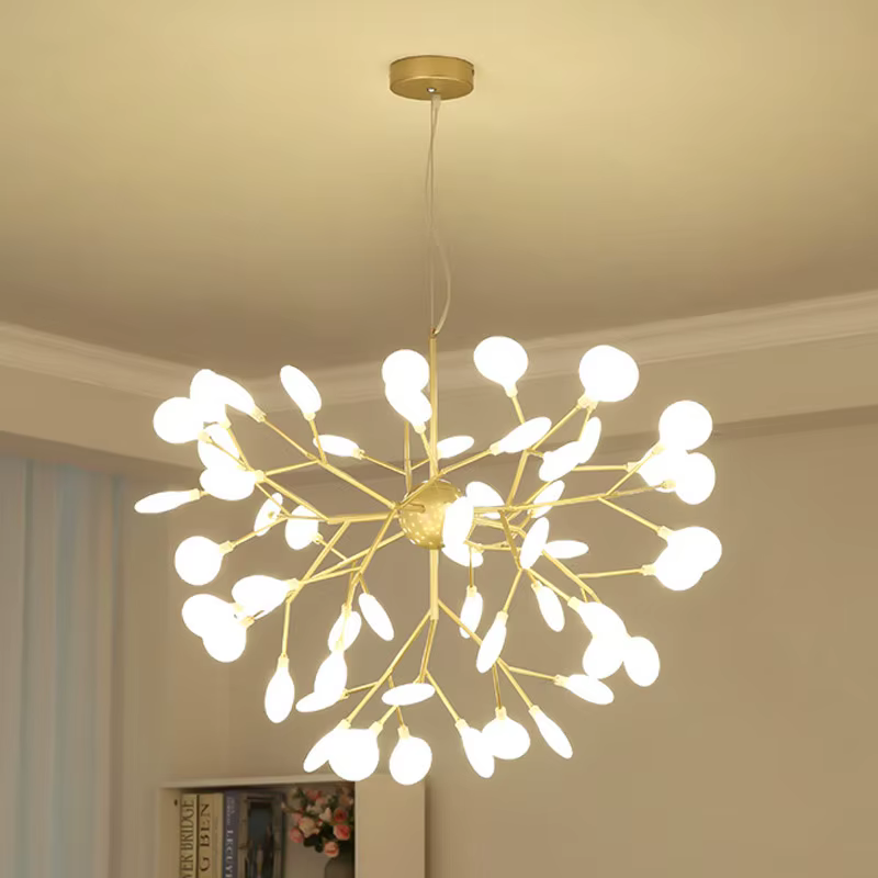 Lampe LED suspendue en forme de lucioles