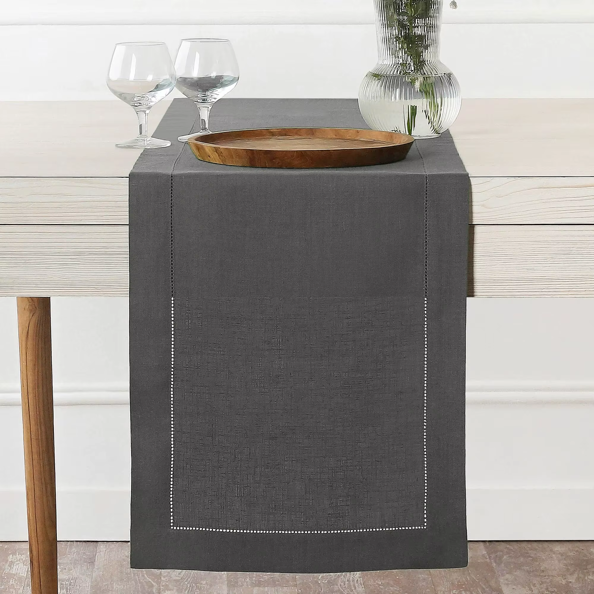 Chemin de table en lin pour maisons