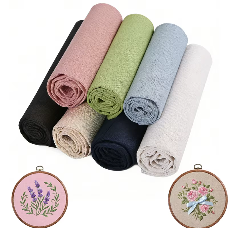 Lot de 7 tissus brodés en lin 30x30 cm