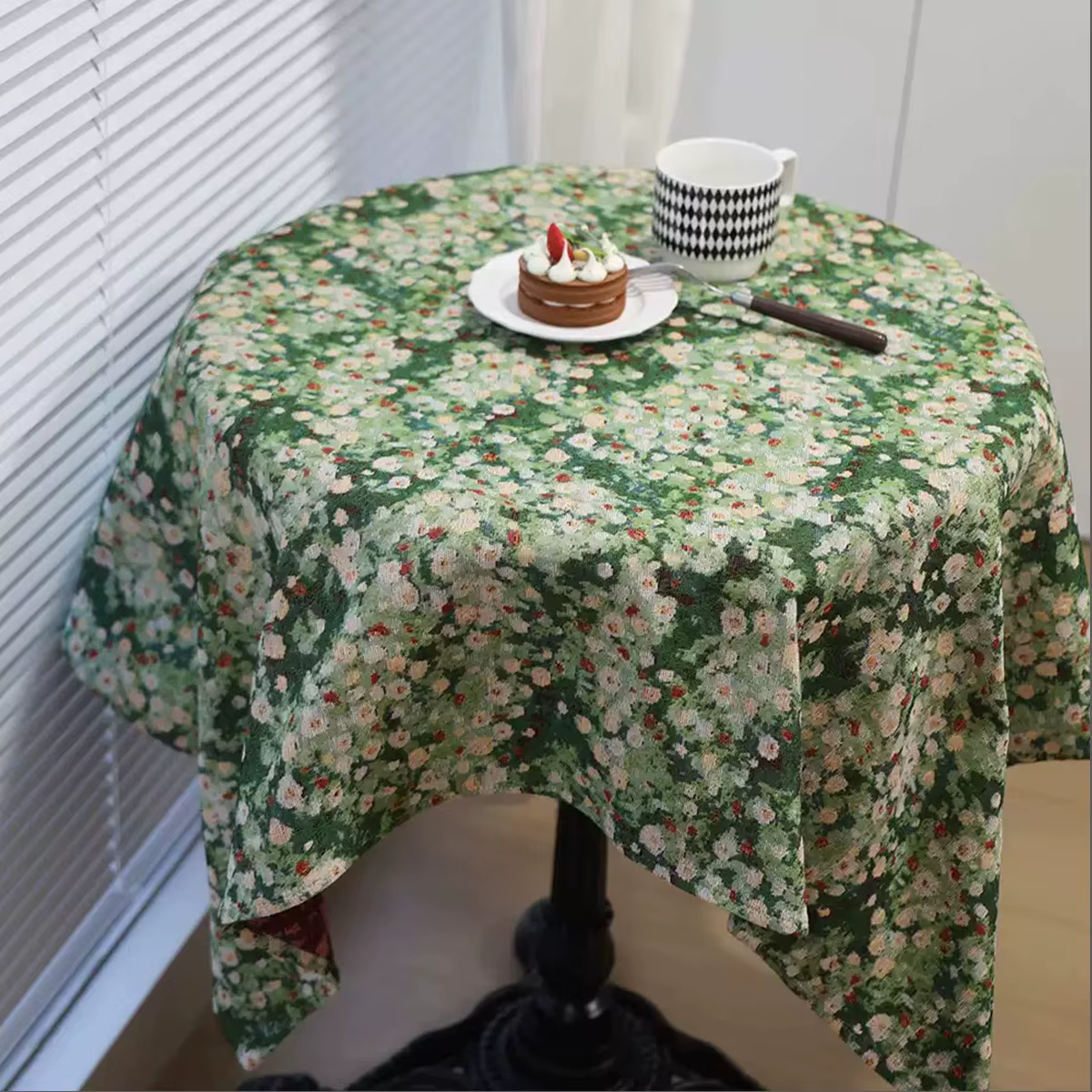 Nappe de prairie verte Jacquard avec bords roulés