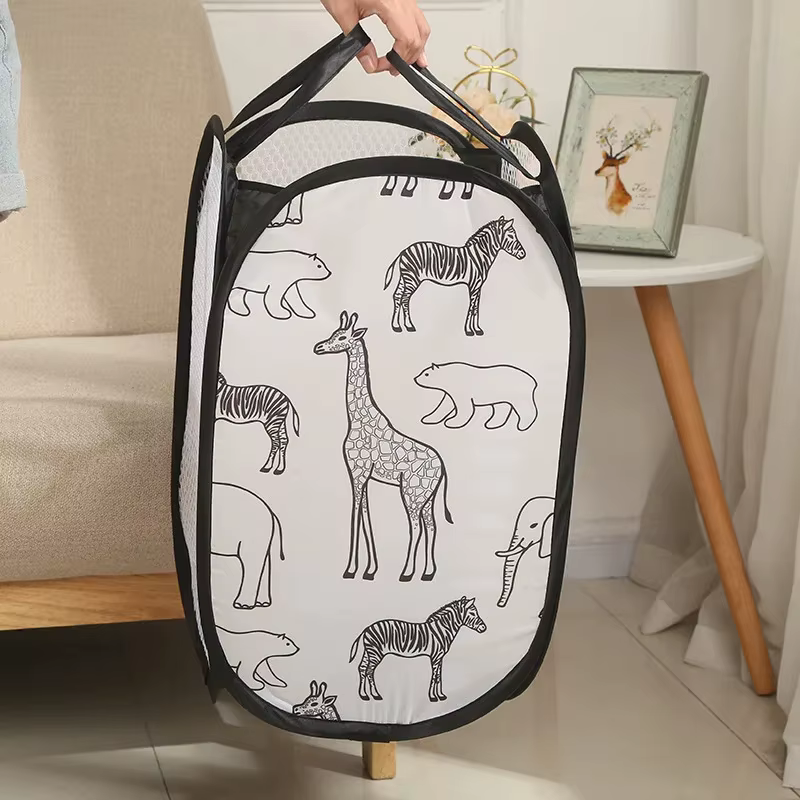 Panier à linge pliable en forme de dessin animé