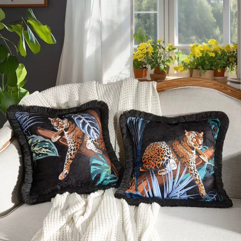 Housse de coussin décorative guépard de dessin animé