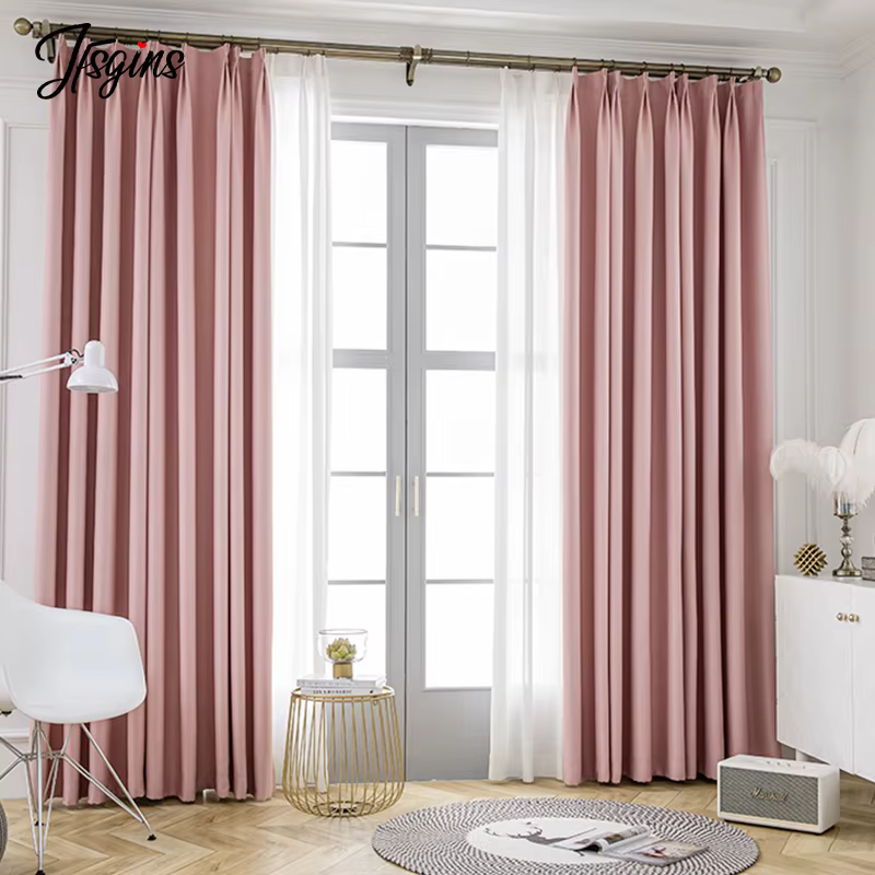Rideaux occultants roses pour salon