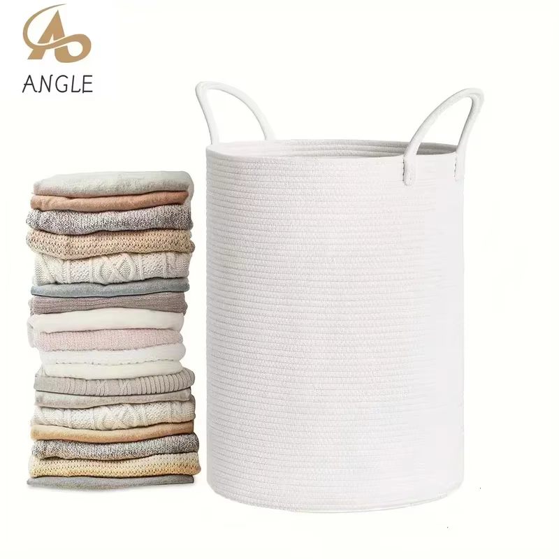 Grand panier à linge tissé