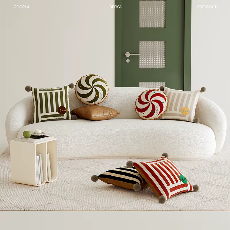 Housse de coussin créative à rayures géométriques