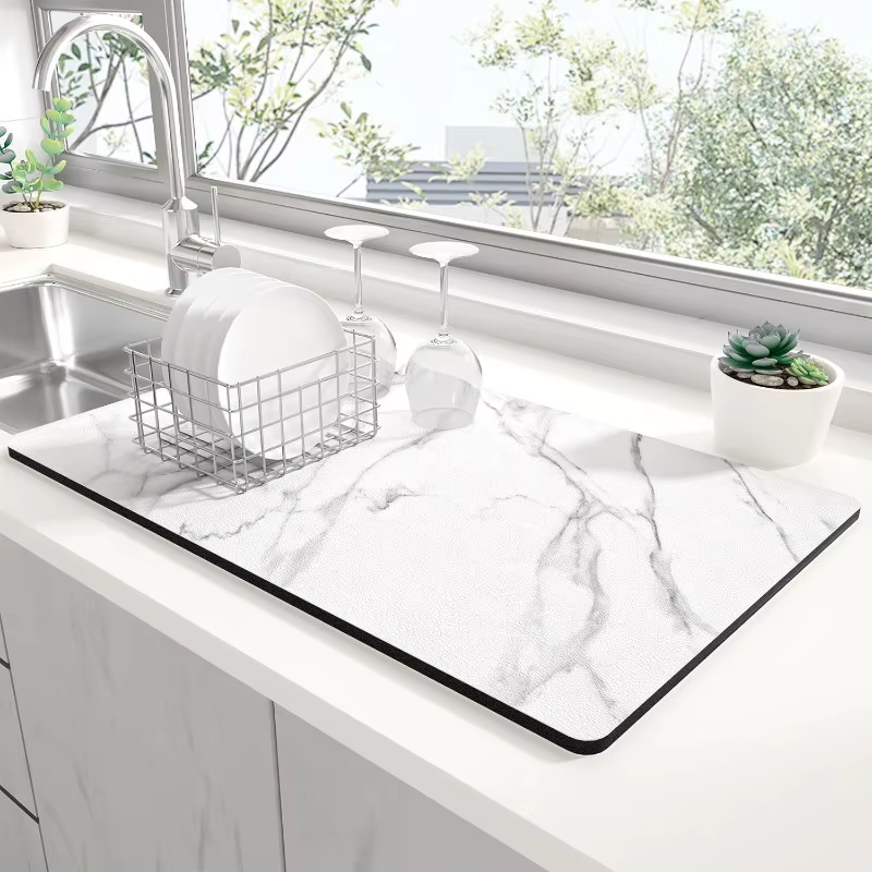 Tapis de séchage de cuisine à texture marbre