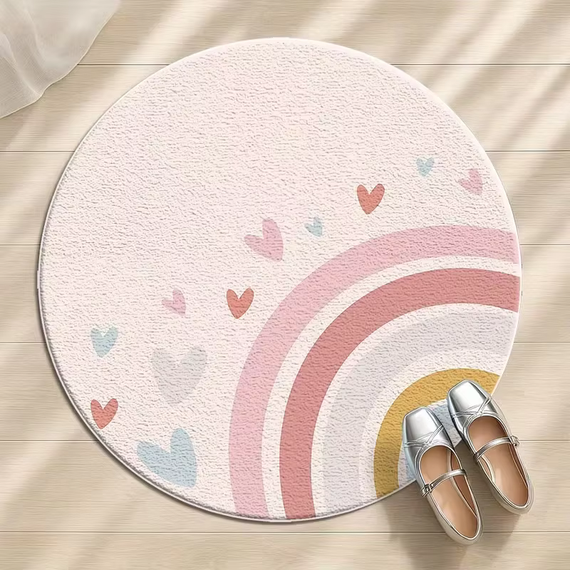 Tapis rond rose à pois et cœurs arc-en-ciel