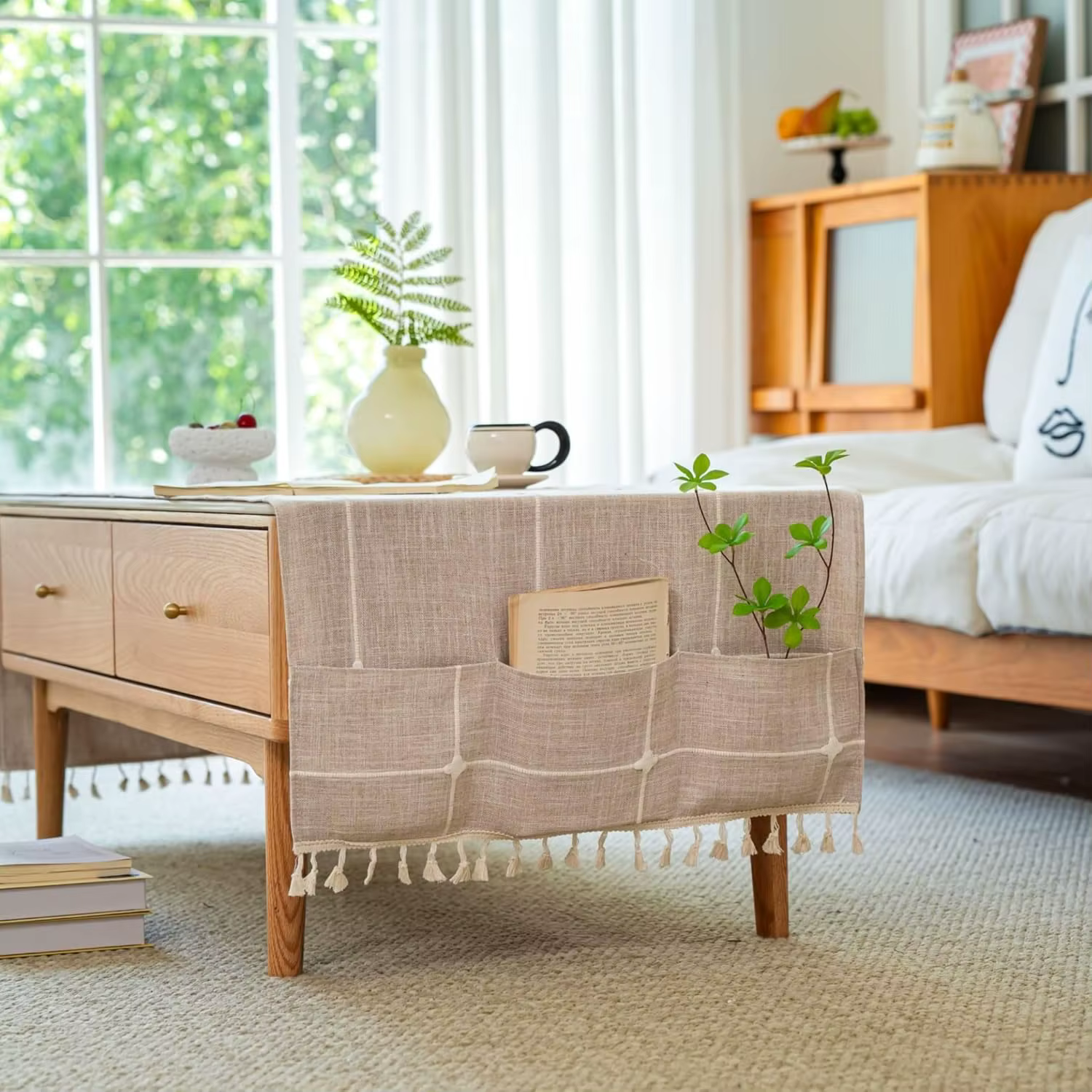 Nappe de table basse, avec poche et pompons