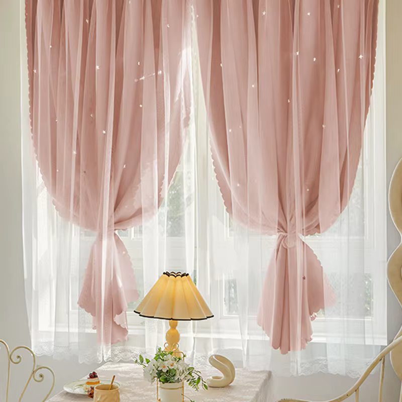 Rideaux roses pour chambre de filles