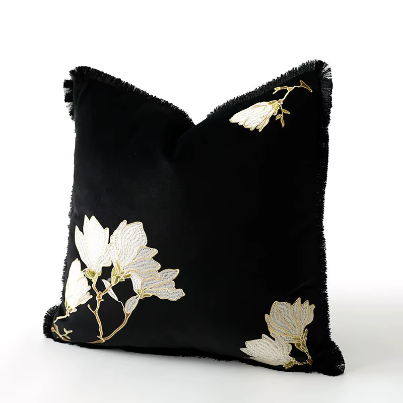 Juste de coussin brodée noire haut de gamme