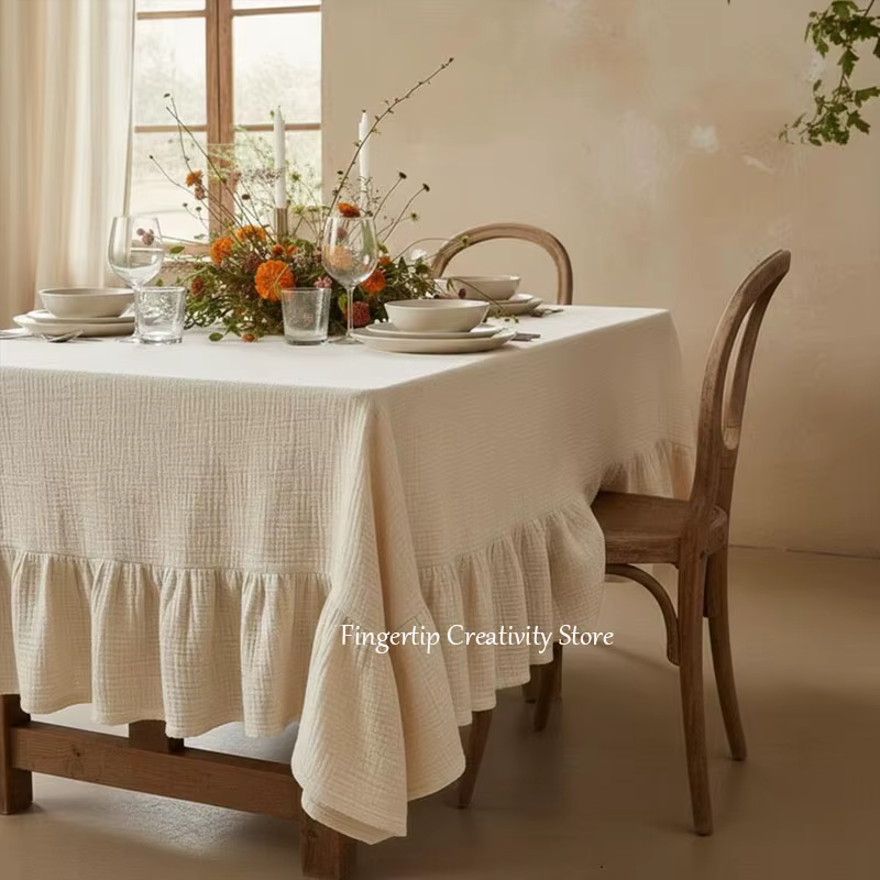 Nappe en mousseline à volants