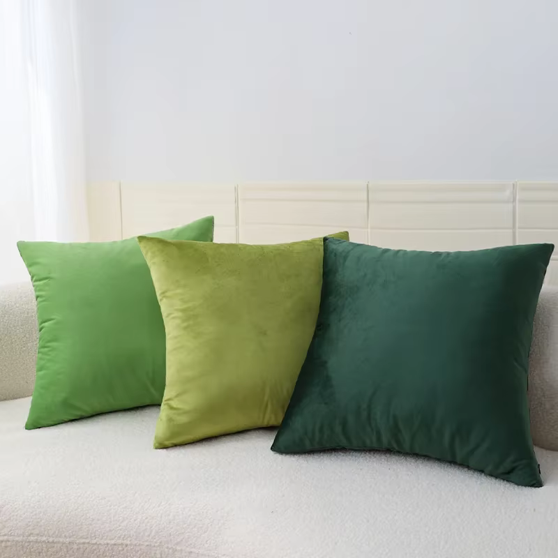 Housse de coussin en velours vert